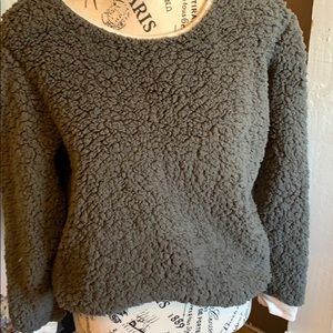 Gray fleece size large